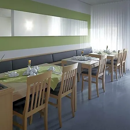 Bfwhotel Und Tagungszentrum Szálloda Nürnberg