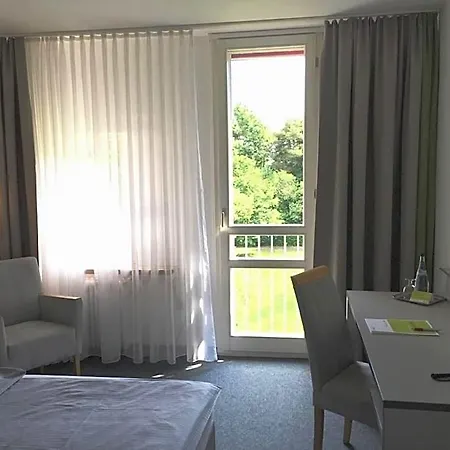 Szálloda Bfwhotel Und Tagungszentrum